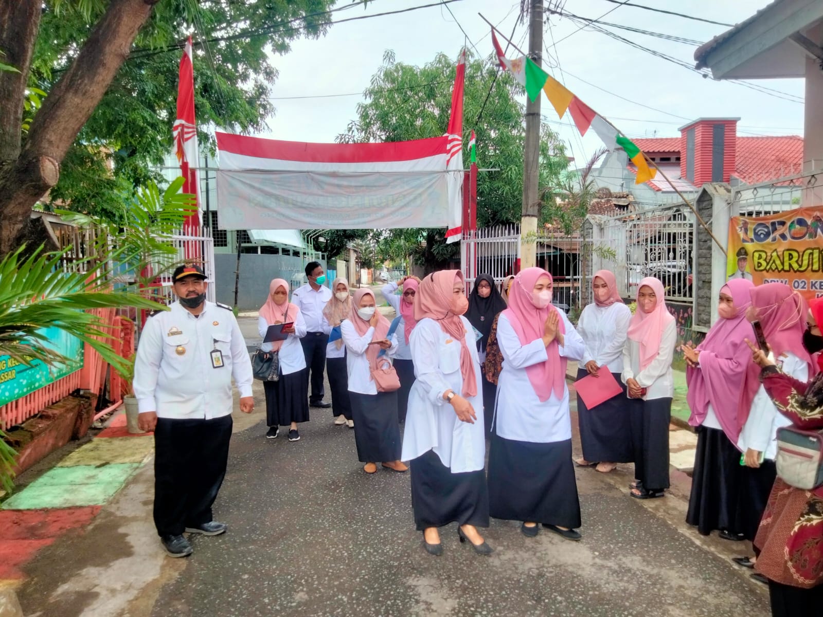 Lurah Kampung Buyang Sambut 